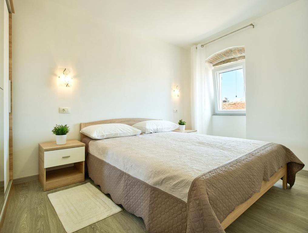 Roviv Apartments In The Old Town By Irundo Rovinj Ngoại thất bức ảnh