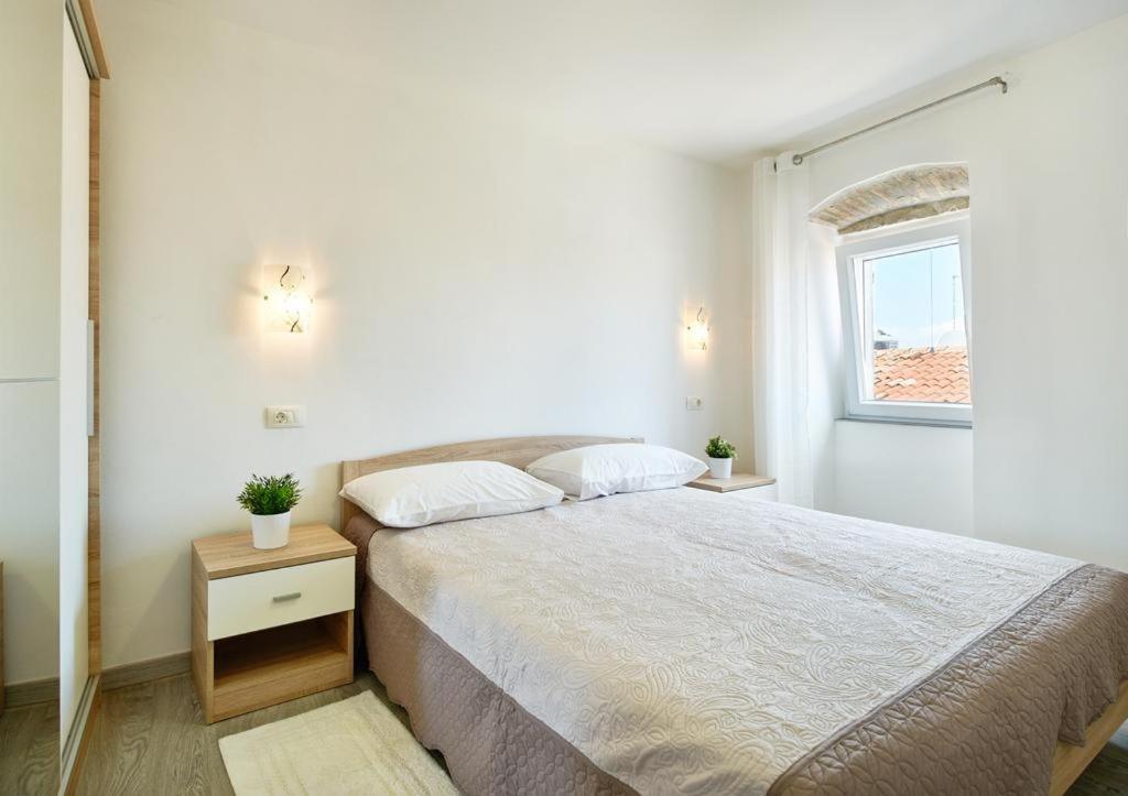 Roviv Apartments In The Old Town By Irundo Rovinj Ngoại thất bức ảnh